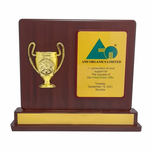 Wood & Metal Trophy WM 9971